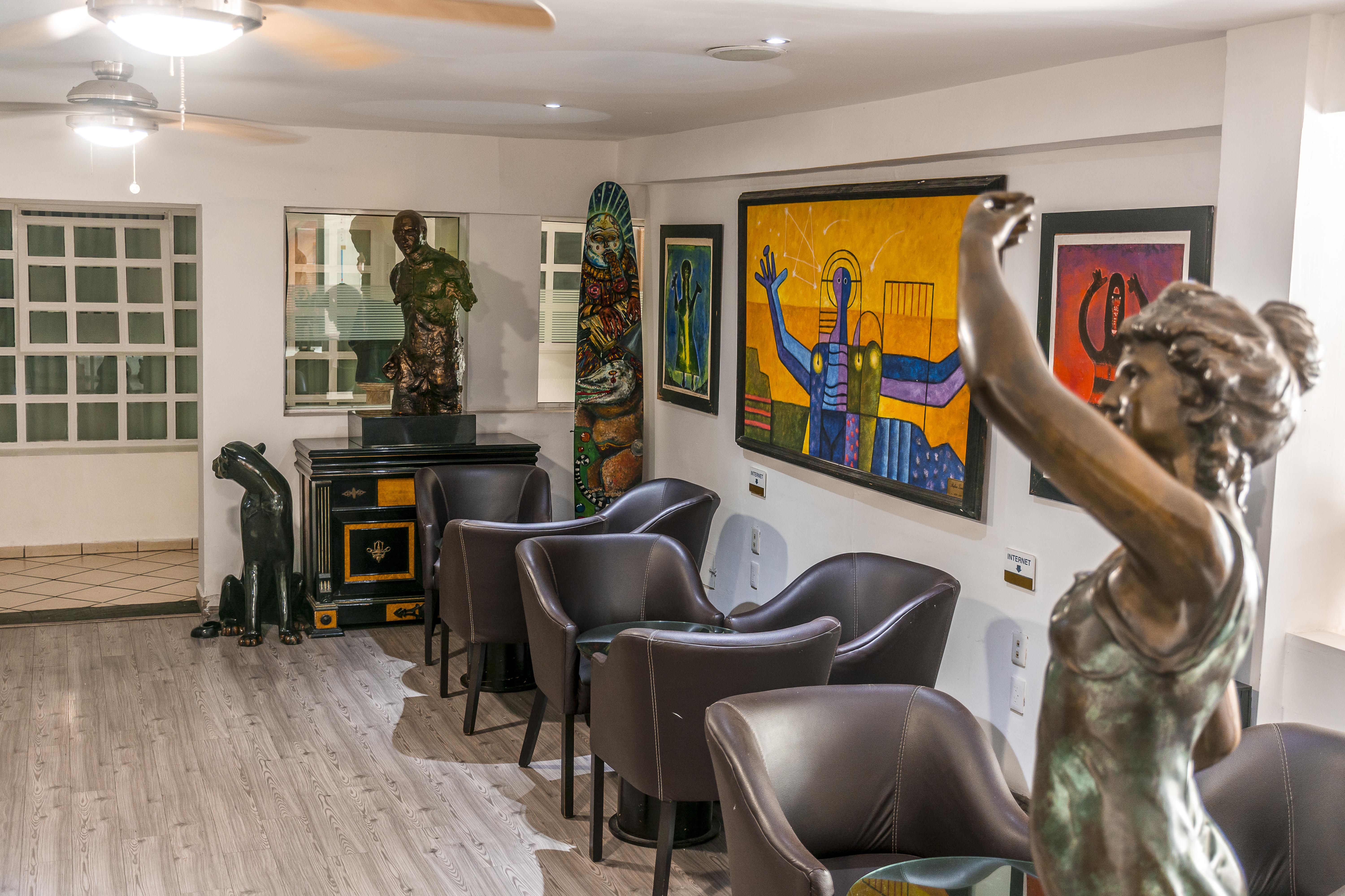 European Life Style Executive Suites Zapopan Eksteriør billede