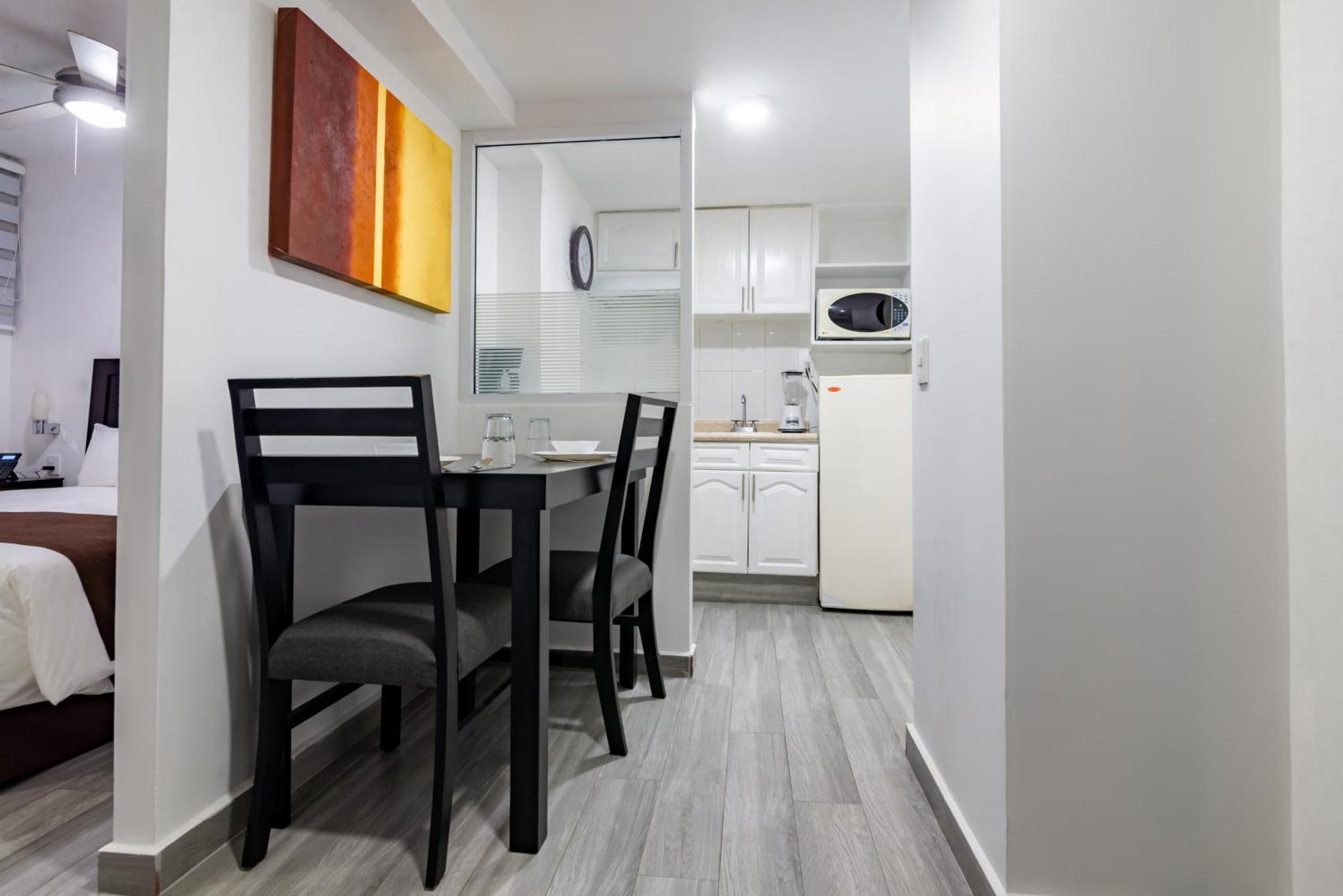 European Life Style Executive Suites Zapopan Eksteriør billede